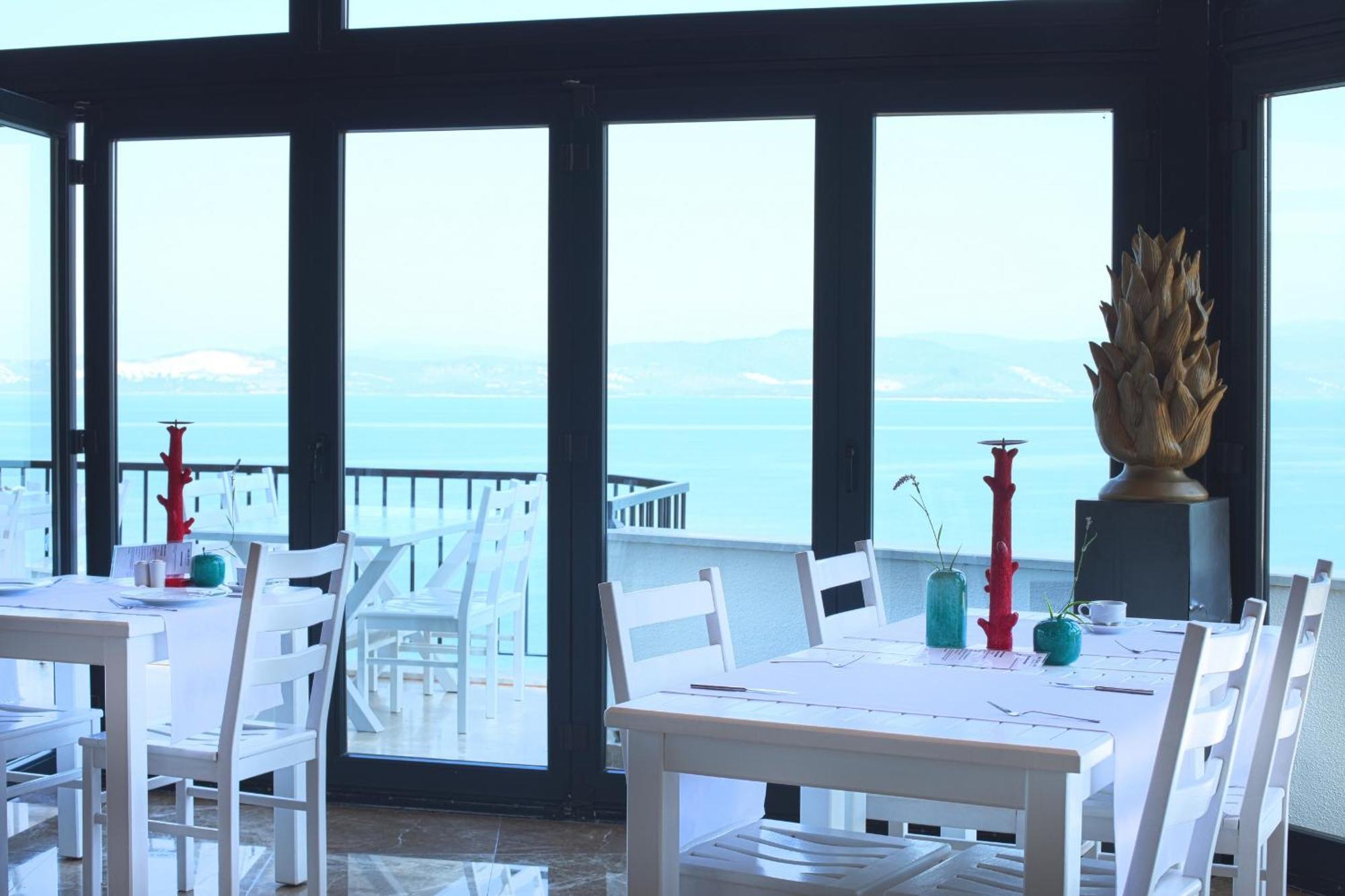 Med-Inn Hotel Gulluk エクステリア 写真